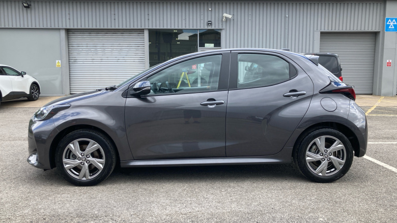 Toyota Yaris 1.5 Hybrid Icon 5dr CVT Hybrid Hatchback